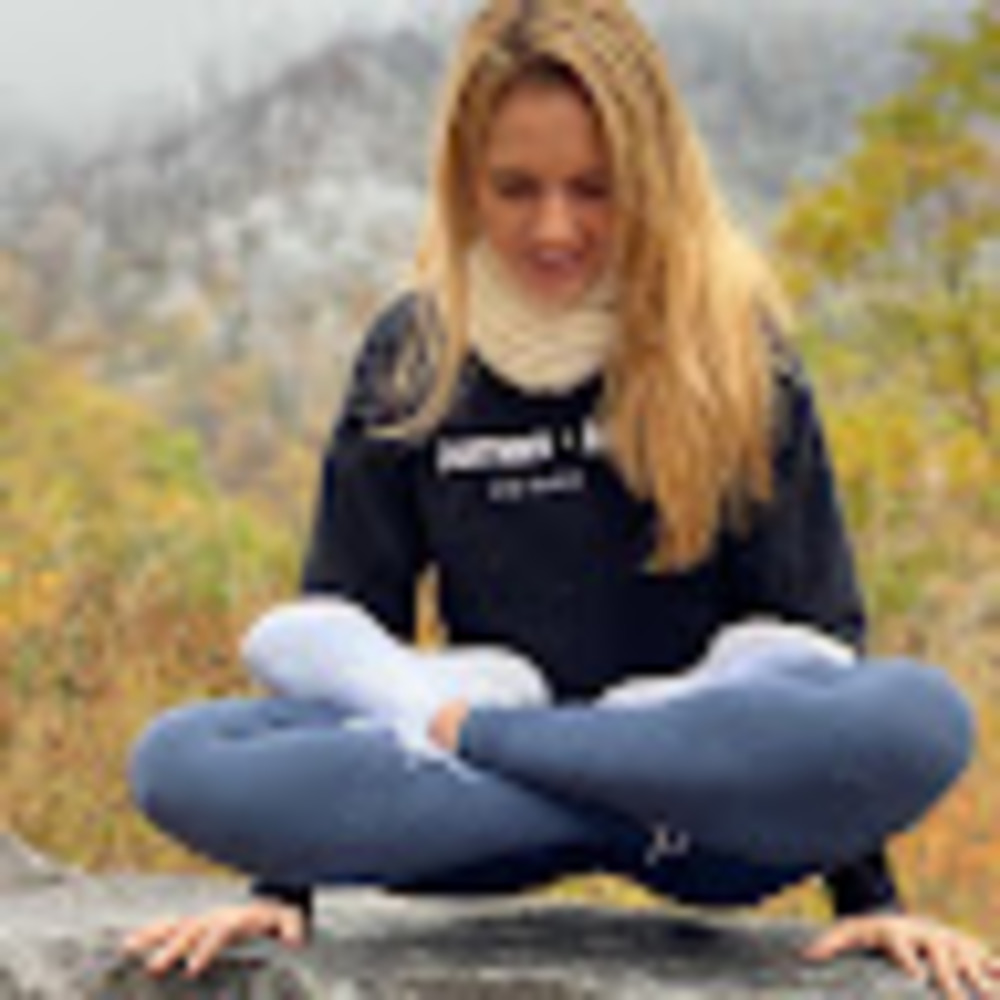 Meet your Posher, Get your yoga on